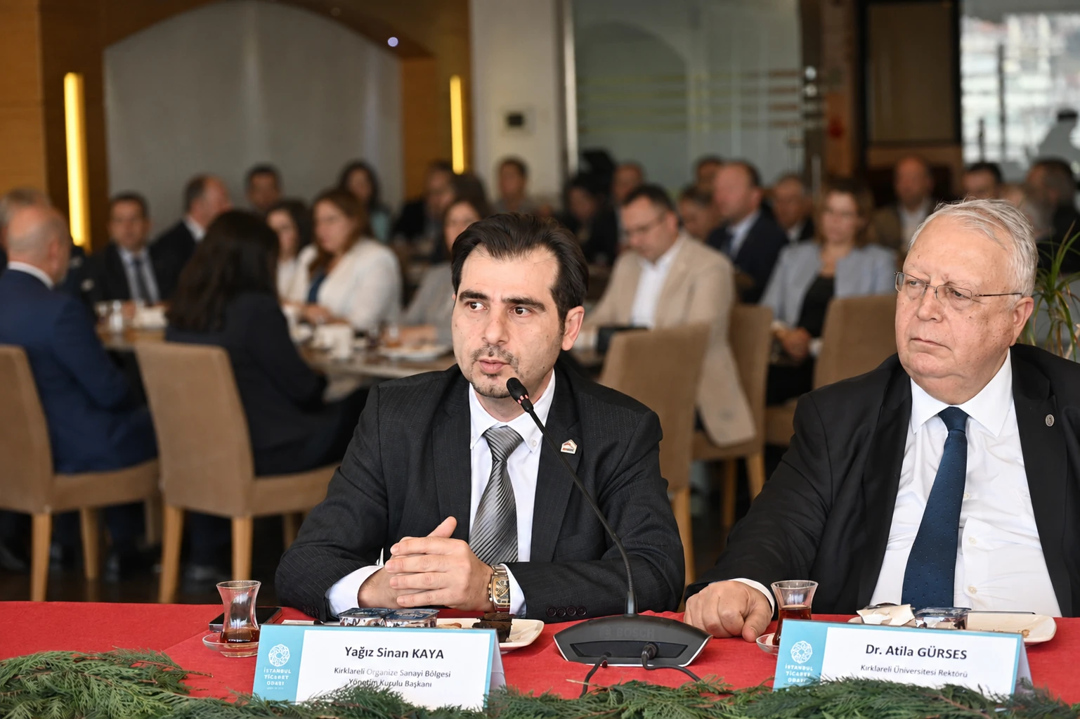 Yağız Sinan Kaya ve Dr. Atila Gürses, ÇATIDER ve İTO 47. Meslek Komitesi sektör toplantısında